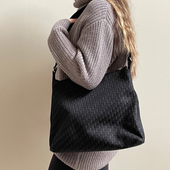 SOLD 🥰Dior Trotter Black Messenger Bag - Picture 1 of 10